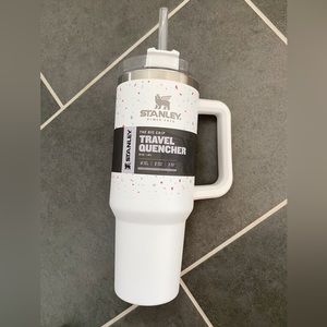 White terrazzo 40 oz. Stanley x target. Brand new with tags, never used.